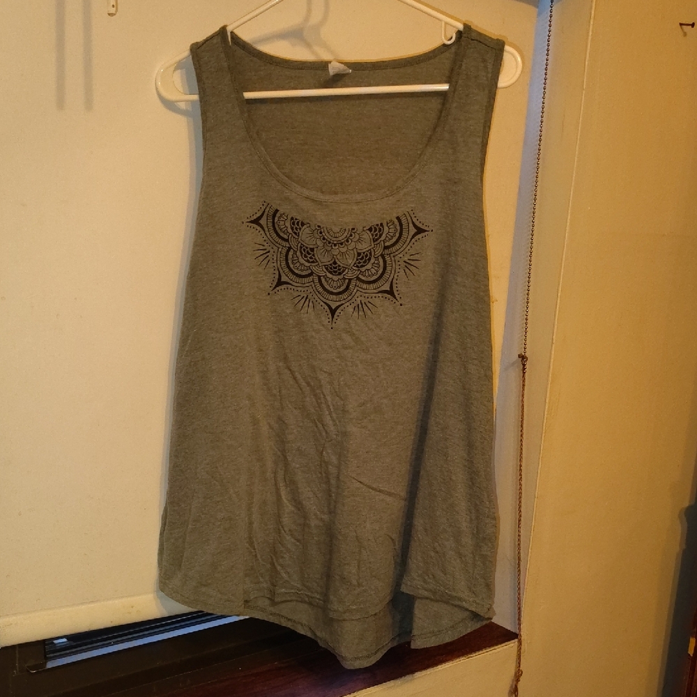 Elegant Gray Tank Top with Black Design